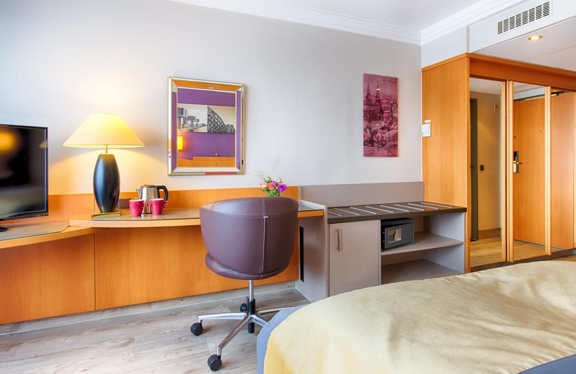 Leonardo Royal Hotel Koeln - Am Stadtwald Zewnętrze zdjęcie